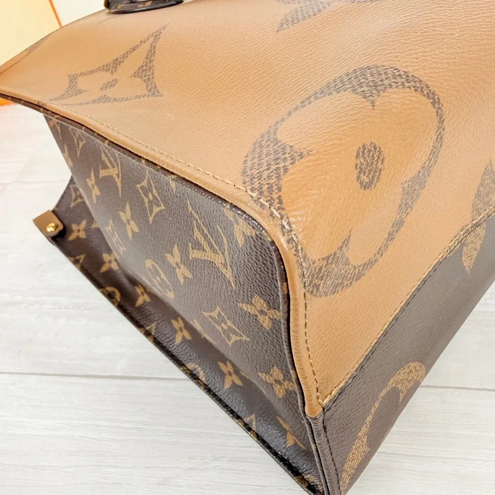 Louis Vuitton Onthego MM Tote Brown Giant Monogram Luxury Work Travel Bag Auth
